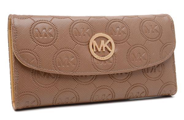 michael kors konvolutt monogram lommebok camel Salg Salg ttcpq